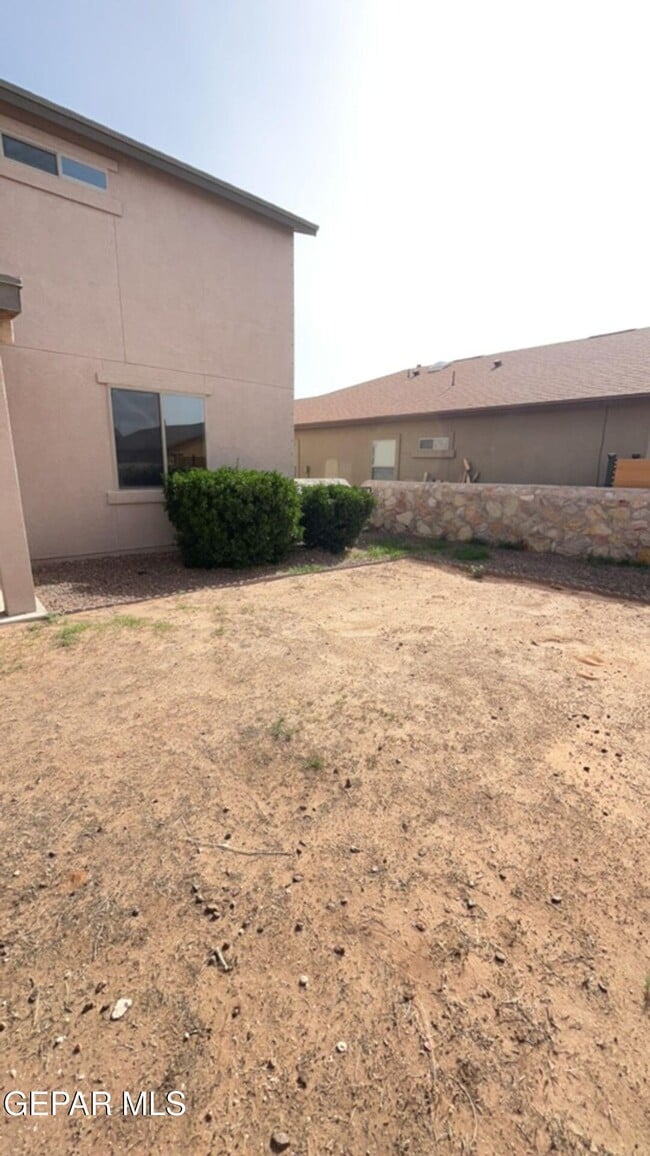 Building Photo - 14677 Holsteiner Ct