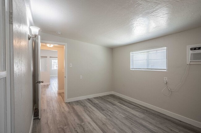 Building Photo - 32958 Urban Ave