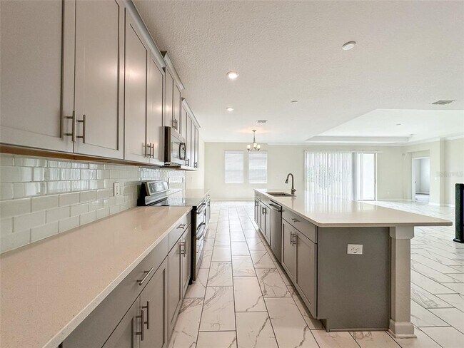 Building Photo - 14873 Winter Stay Dr
