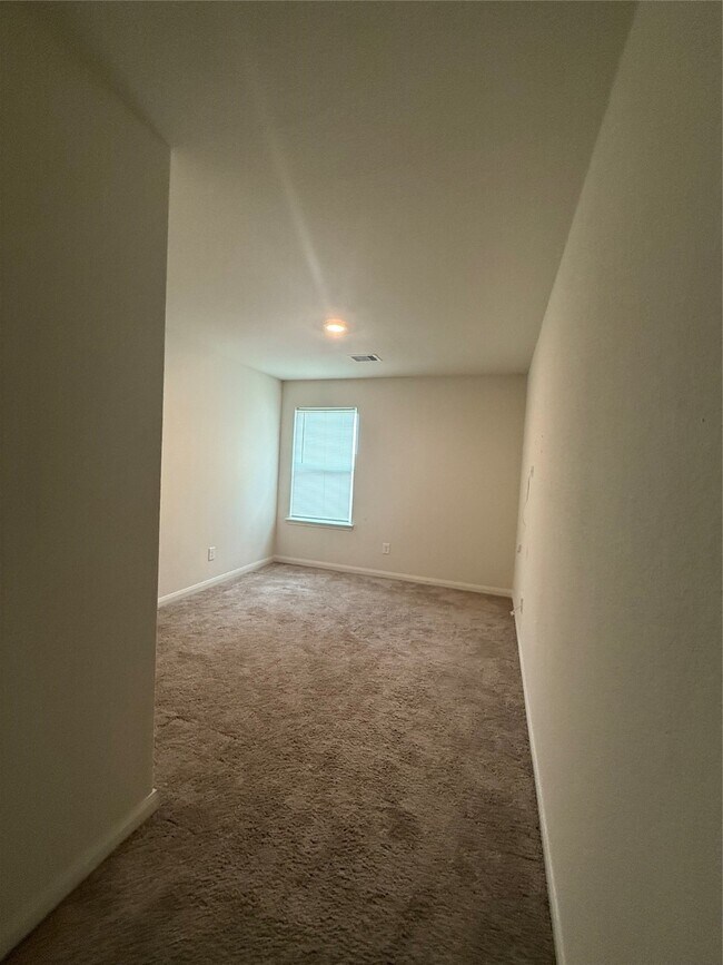 Building Photo - 473 Amberwood Pk Dr