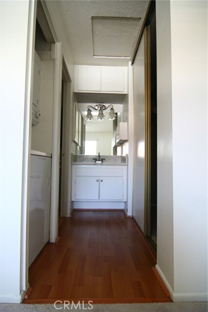 Building Photo - 70 Flor De Mar