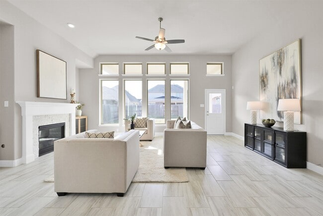 Building Photo - 19419 Canter Field Ct