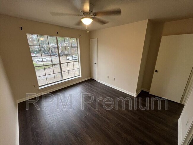 Building Photo - 5268 S Brightside View Dr