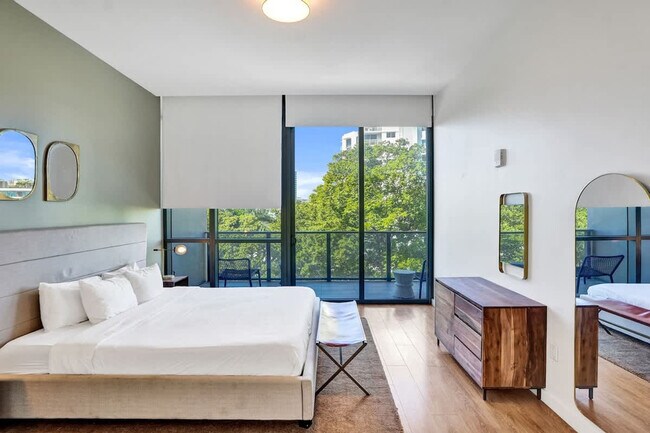 Building Photo - 1220 17th St