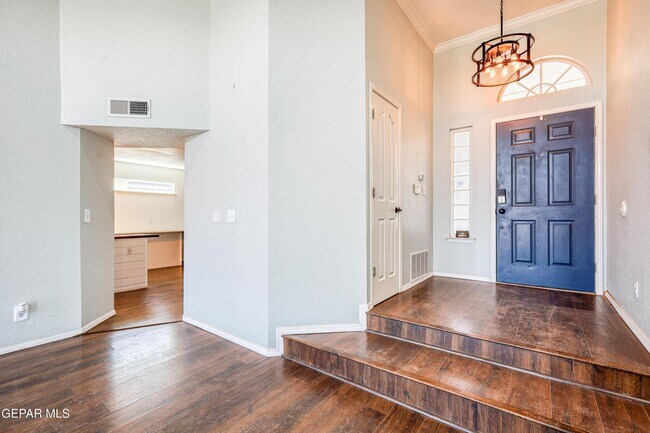 Building Photo - 6821 Pearl Ridge Dr