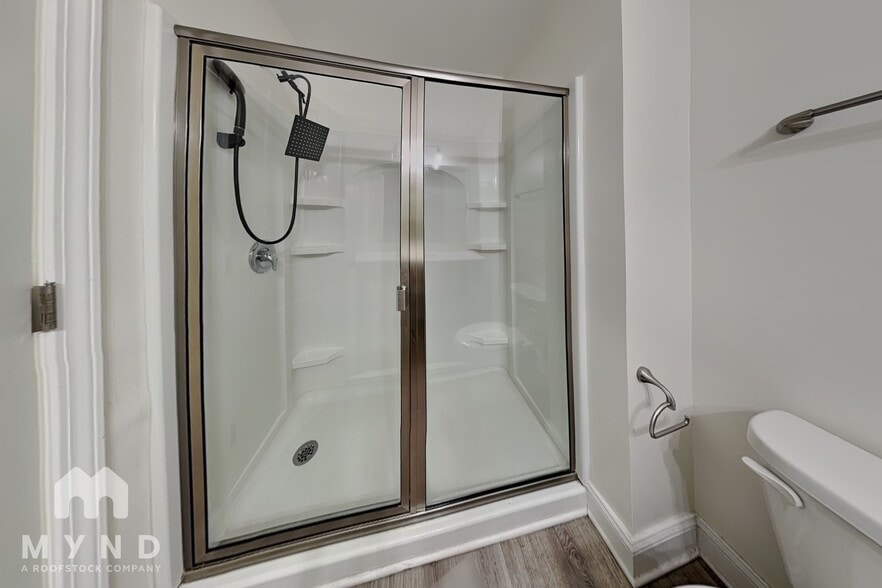 Building Photo - 2408 Eagle Creek Ct