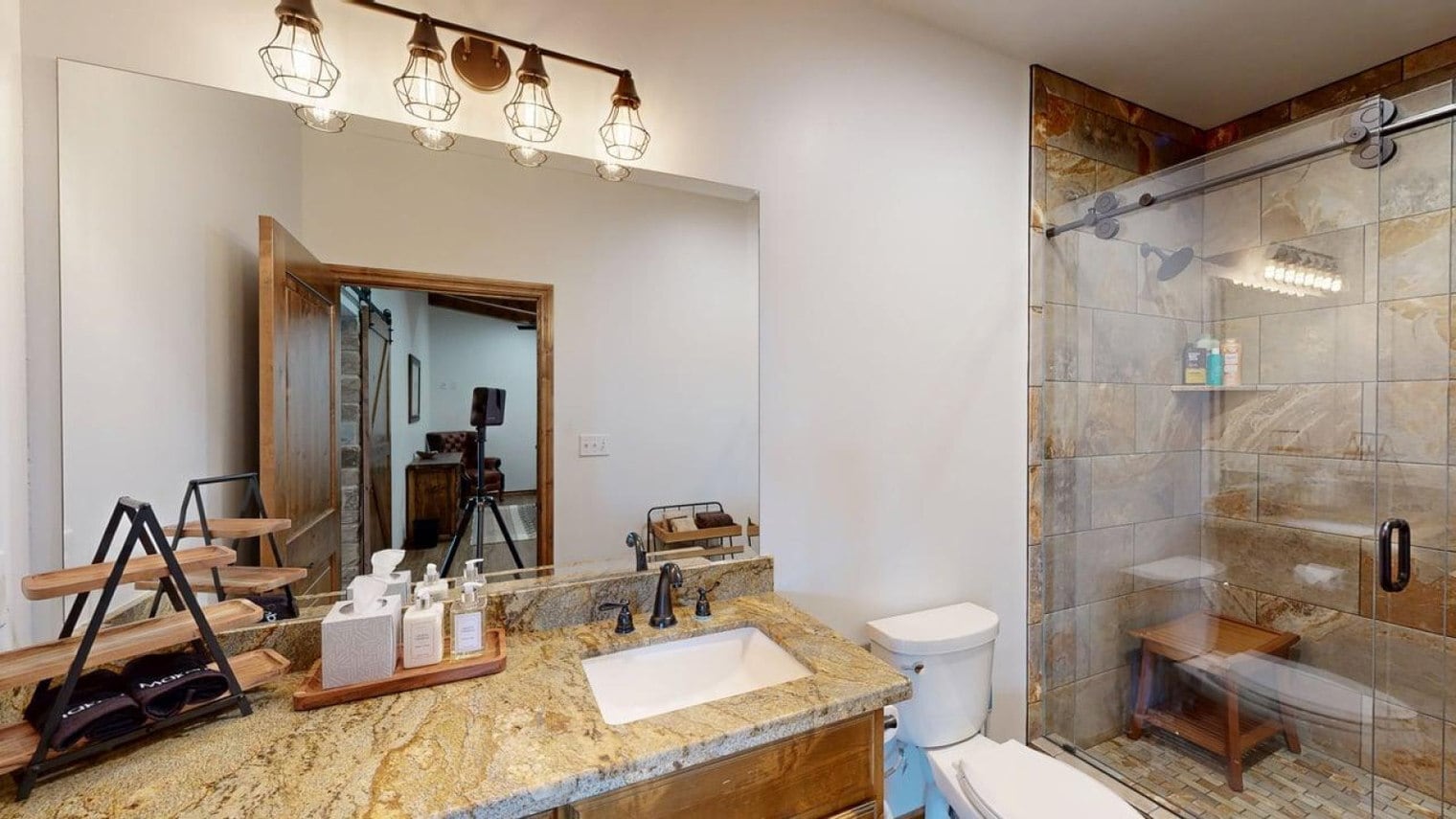 Building Photo - 8261 Nemec Ln