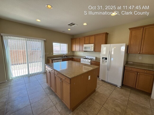 Building Photo - 4 Bedroom Near Spring Valley— Your Next Chapter Starts Here!