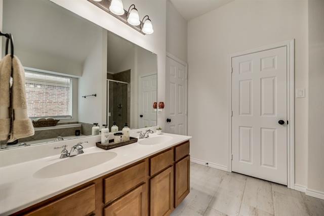 Building Photo - 11554 Stephenville Dr