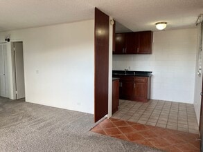 Building Photo - Salt Lake area - 2 bedroom, 1 bath unit with 1 parking - Avail Now!