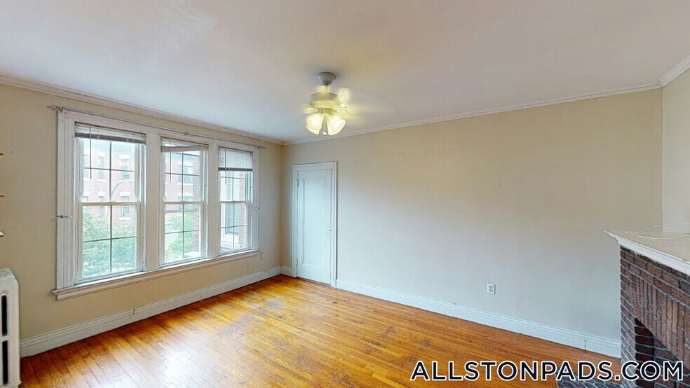 Building Photo - 15 Glenville Ave