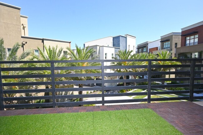 Building Photo - $5,190 - GORGEOUS FOUR BEDROOM HOME IN THE...