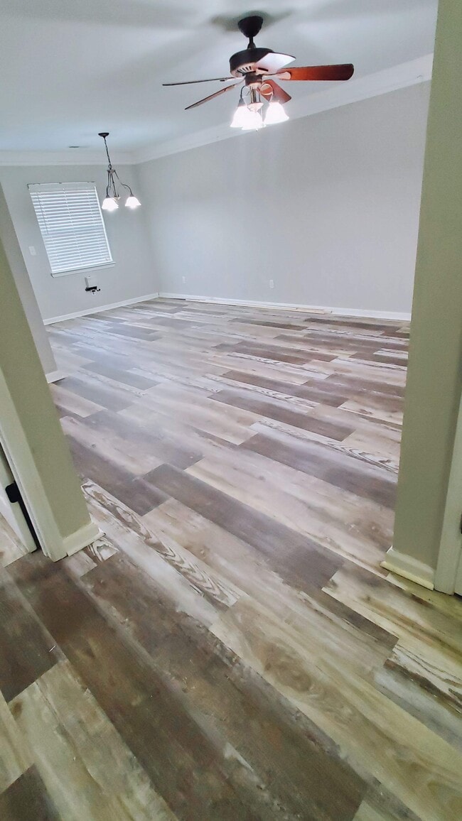 Building Photo - 1126 Lenny Ln