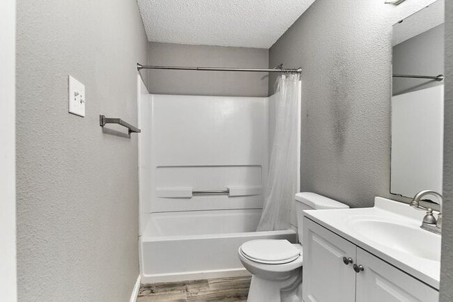 Building Photo - Beautiful 3-Bedroom Home in Fishers