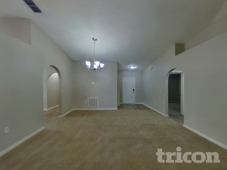 Building Photo - 4468 Woodley Creek Rd