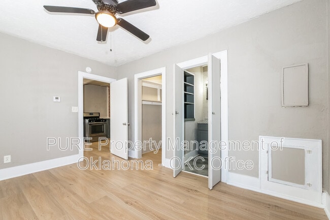 Building Photo - 2141 NW 29th St