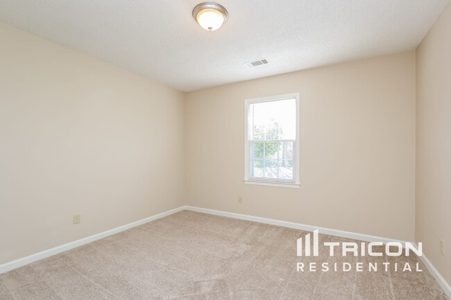 Building Photo - 3031 Ashly Brooke Dr