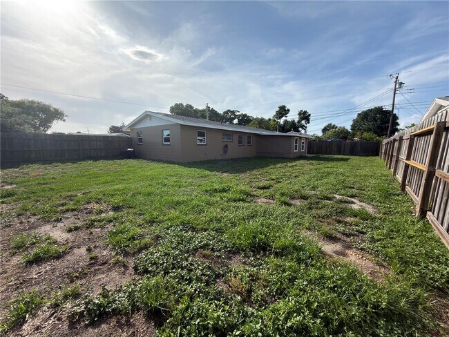 Building Photo - 8201 120th St N