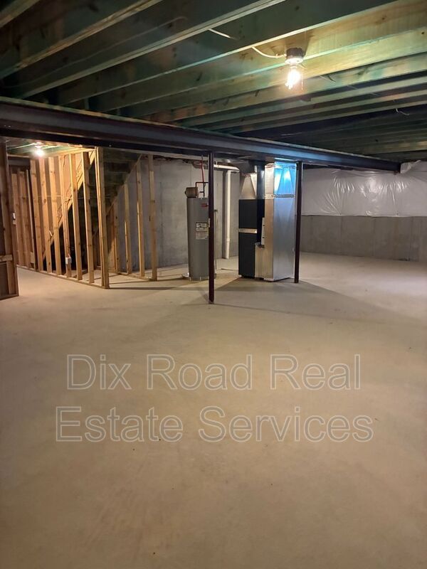 Building Photo - 2129 Pumpkin Ridge Ct