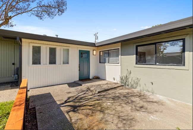 Building Photo - 6511 Brock Dr