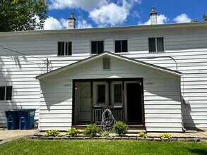 Building Photo - 31607 Antrim Ct