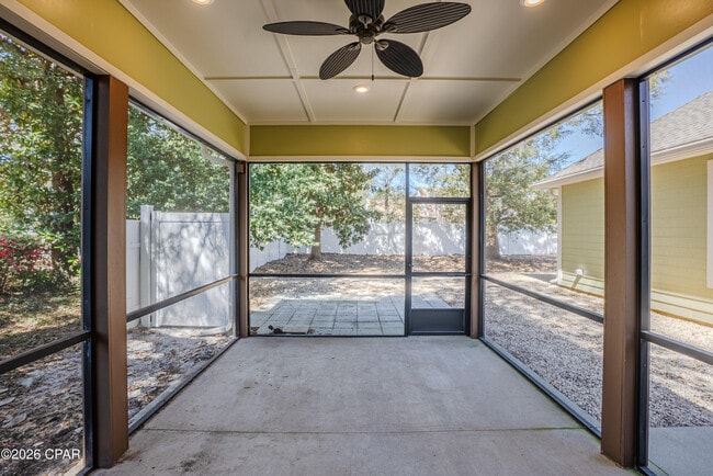 Building Photo - 3816 Mariner Dr