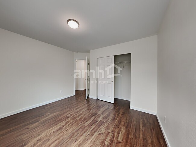 Building Photo - 18312 97th Ave E