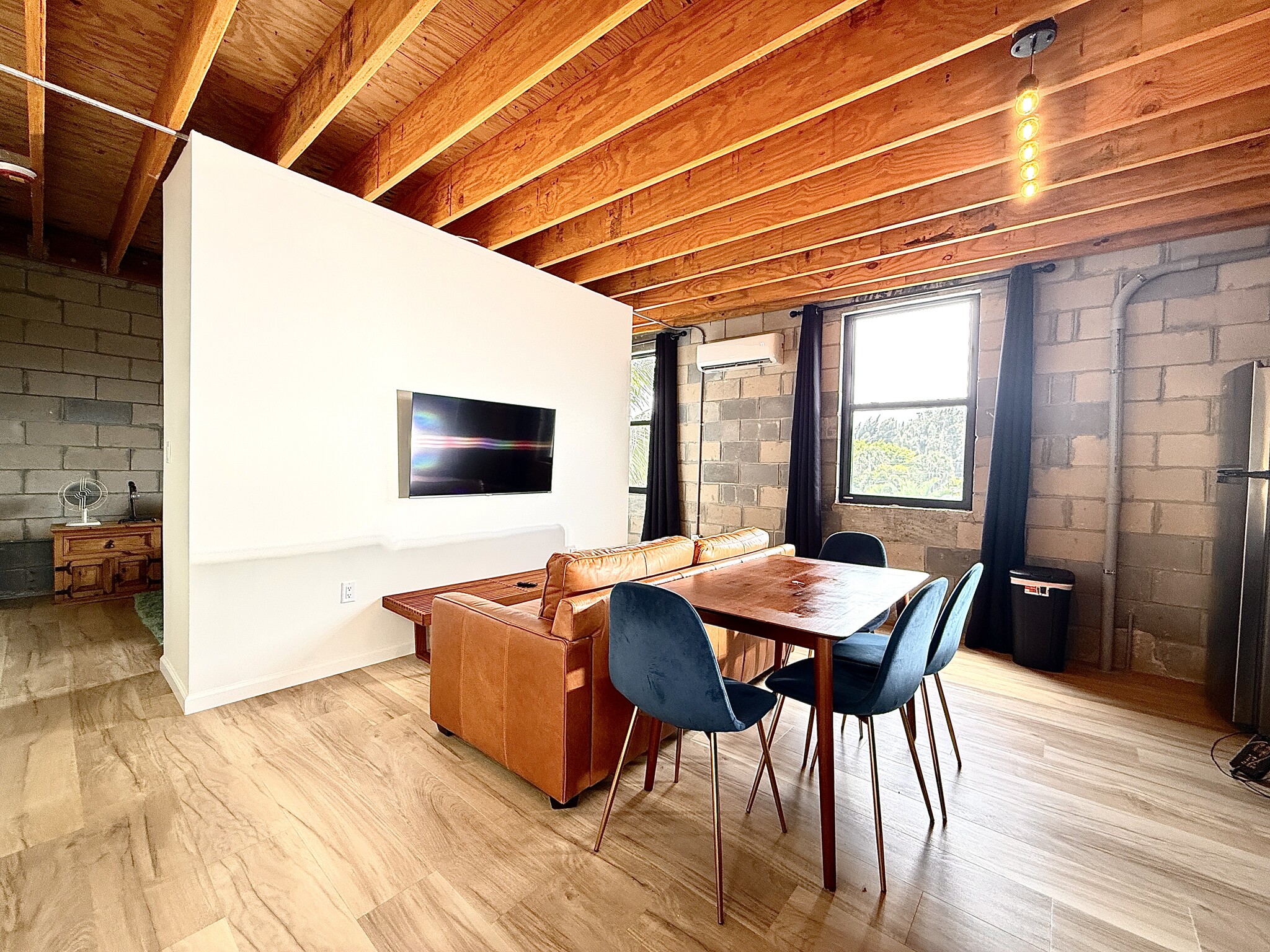 Building Photo - 1335 Churchill Rd