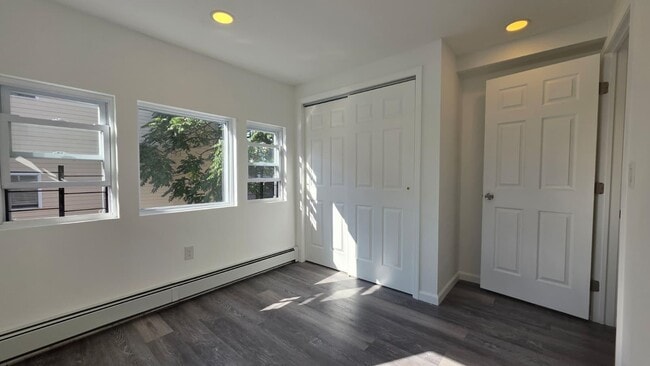 Building Photo - 2707 Bergenline Ave