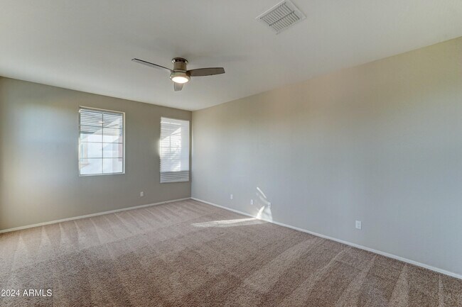Building Photo - 14771 N 177th Ave