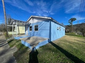 Building Photo - 7301 Oporto Madrid Blvd S