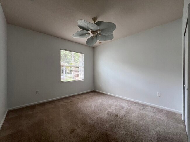 Building Photo - HUGE PRICE REDUCTION!! HOME IS READY FOR A...