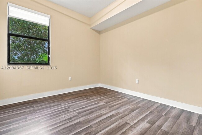 Building Photo - 10455 NW 82nd St