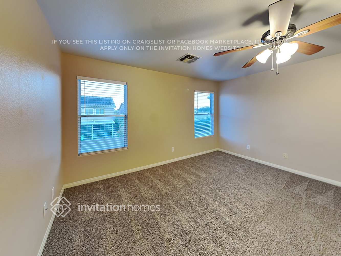 Building Photo - 280 Bella Calabria Ave