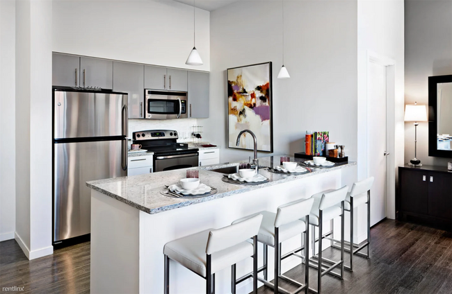 Primary Photo - 503 Congress St