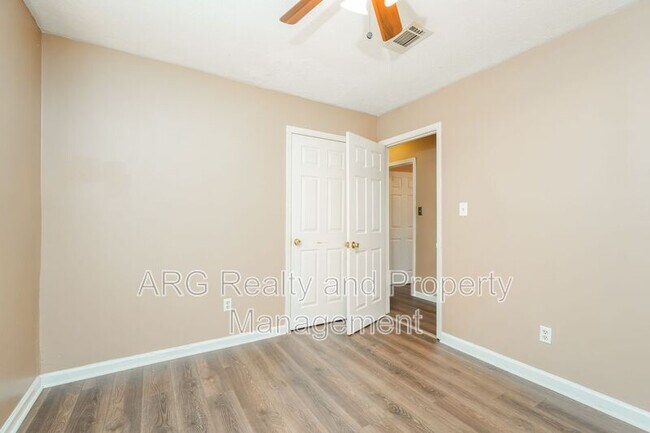 Building Photo - 4699 Hairston Crossing Rd