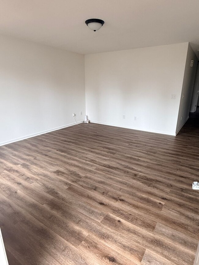 Building Photo - 2812 25th St