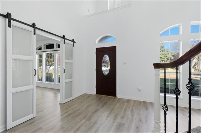 Building Photo - 3601 Sandhurst Dr