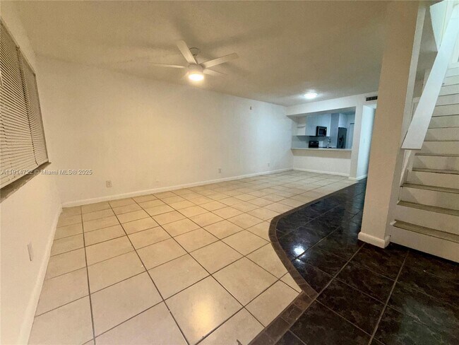 Building Photo - 4045 NW 19th St