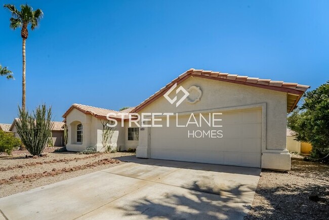 Building Photo - NOW REDUCED!