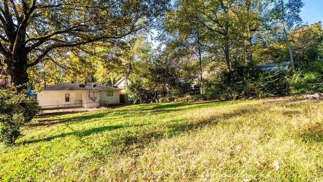 Building Photo - Midtown 3BR Near UAMS w/ Hardwoods, W/D, & Fenced Yard