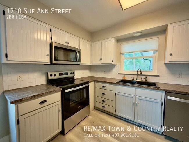 Building Photo - 1710 Sue Ann St