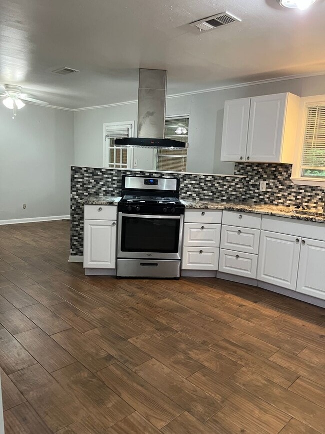 Building Photo - Gorgeous..Remodeled !