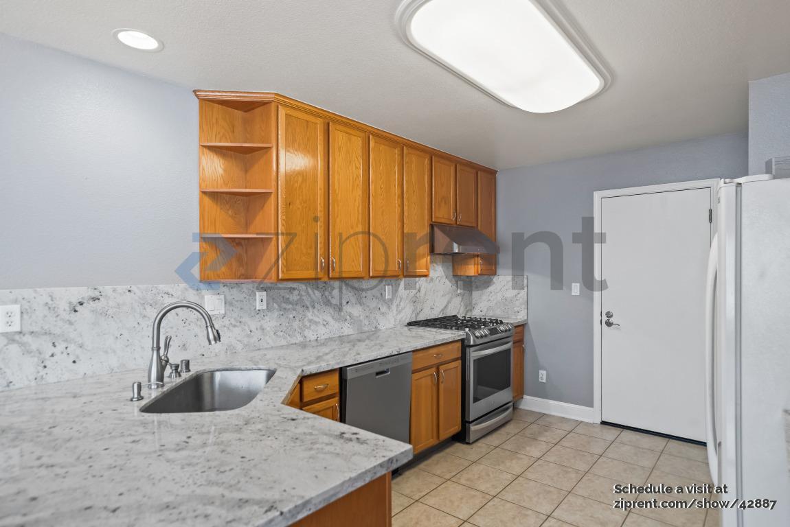 Building Photo - 350 Sutterwind Dr
