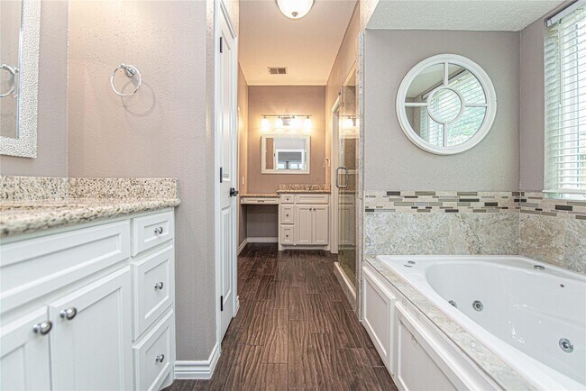 Building Photo - 5519 Legare Ct