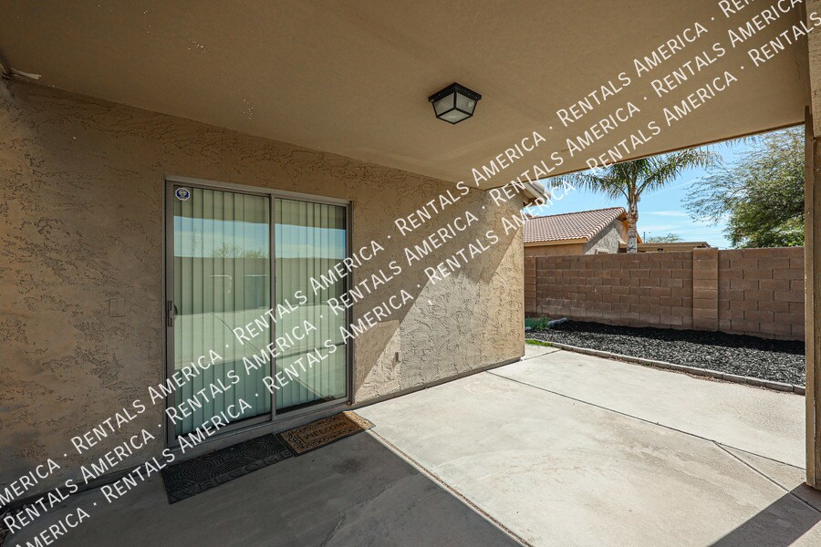 Building Photo - 25849 W Satellite Ln