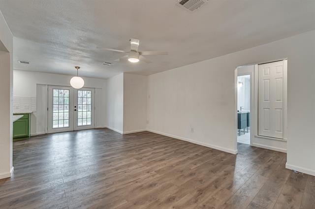 Building Photo - 2110 Aggie Dr