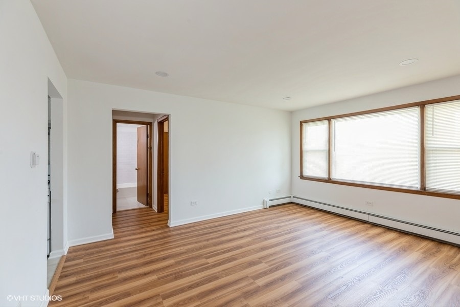 Building Photo - 14450 Jefferson Ave