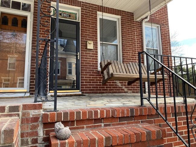 Building Photo - 1635 Webster St