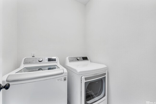 Building Photo - 2175 Canyon Mesa Ct